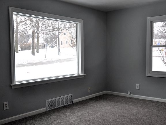 3rd image of 1211 23rd St