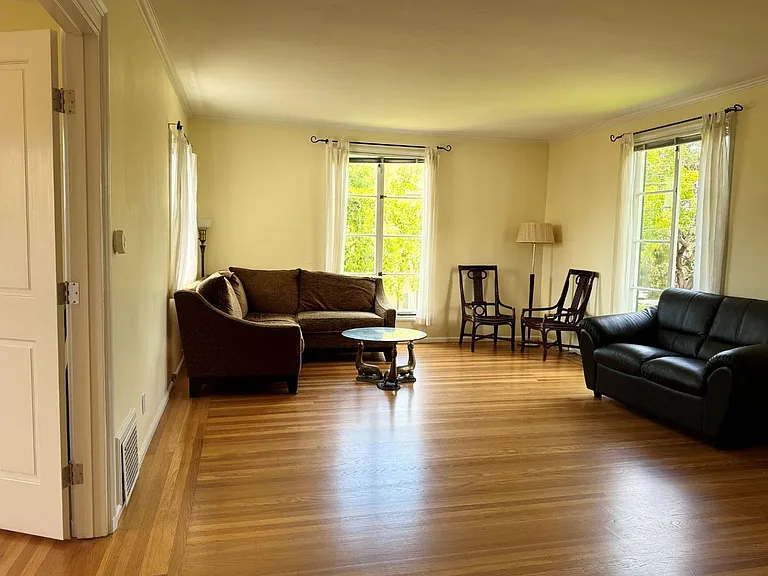 1759 Spruce St — Photo 32