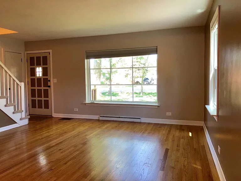 148 S Cedar St — Photo 6