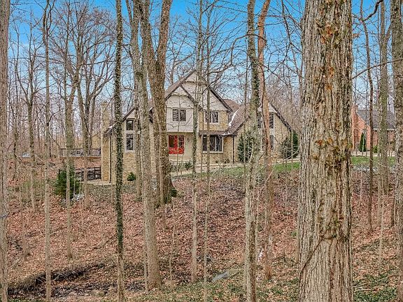 2nd image of 702 Morningside Dr