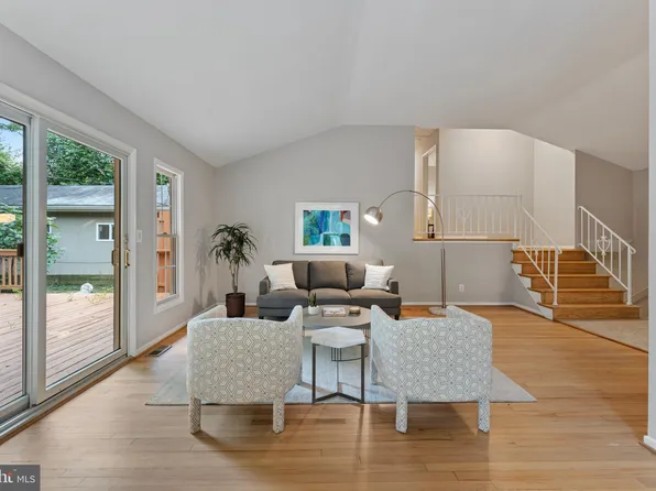 7209 N Charles St, Lutherville Timonium, MD 21093