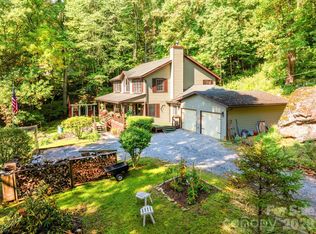 150 Sorghum Dr, Waynesville, NC 28785
