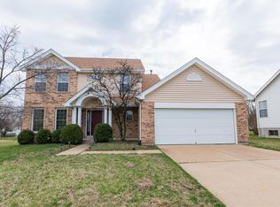 208 Kylewood Ct, Ballwin, MO