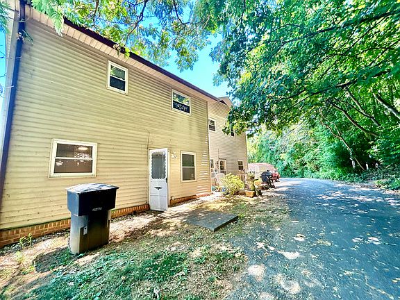 4th image of 5335 Carolyn Cir