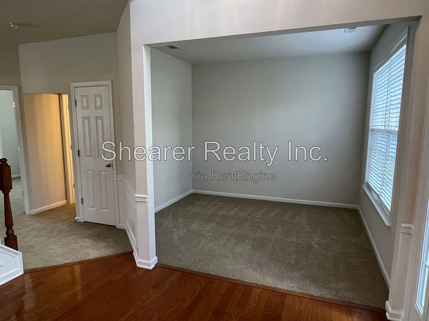 4 bed, 2.5 bath, 2402 sqft, $2,850 — Photo 4