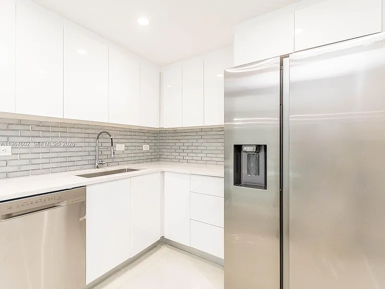 20505 E Country Club Dr #634 — Photo 17