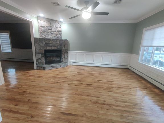 2nd image of 25 Georgia Ct