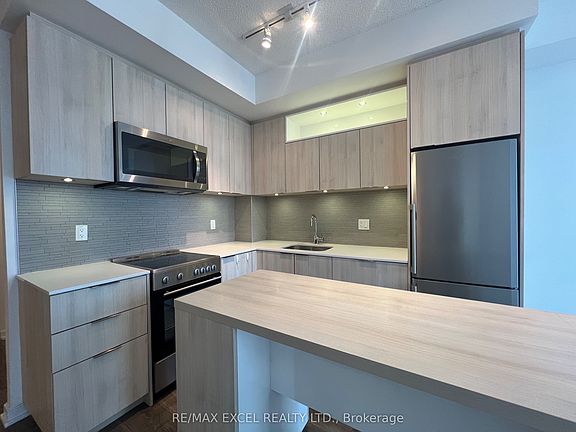 5th image of 50 Forest Manor Rd Unit 607