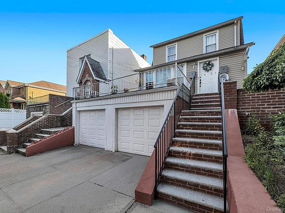 2nd image of 1651 Hering Avenue