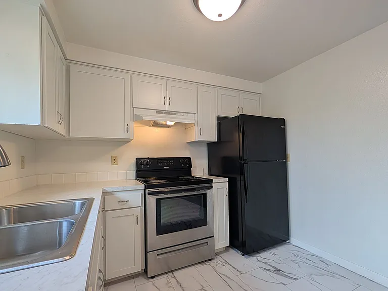 4953 Bluebelle Way — Photo 10