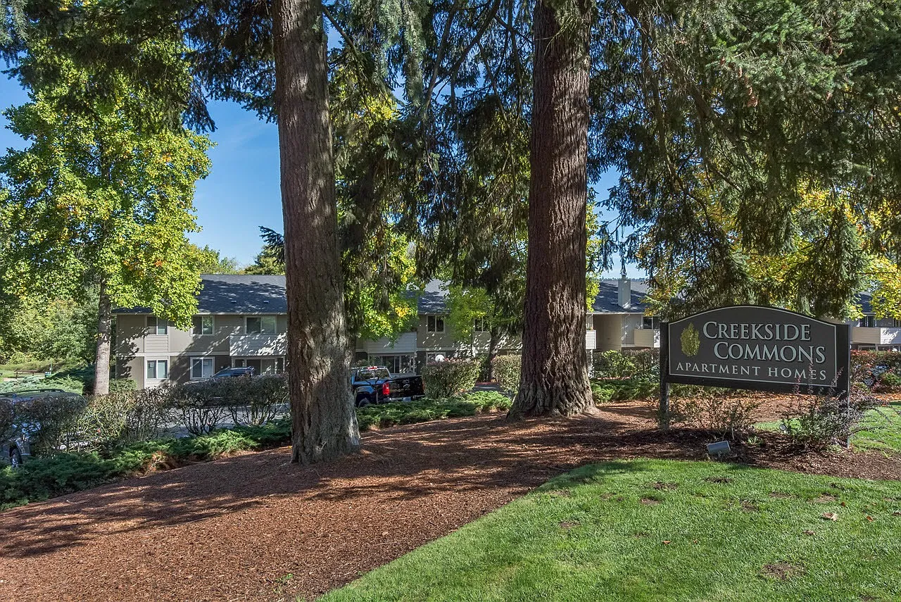 Creekside Commons Apartments — Photo 2