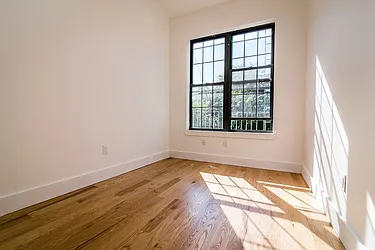 Rented by Rentall Group Inc