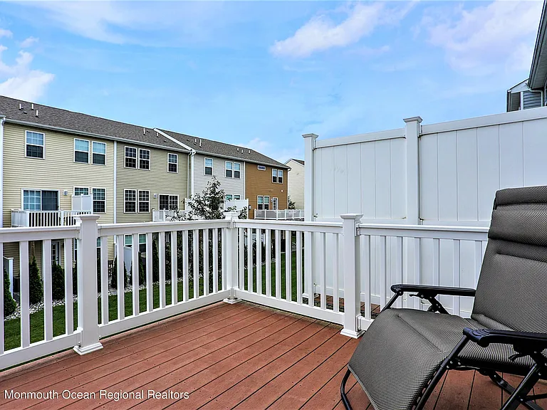 137 Beacon Ln #605 — Photo 21