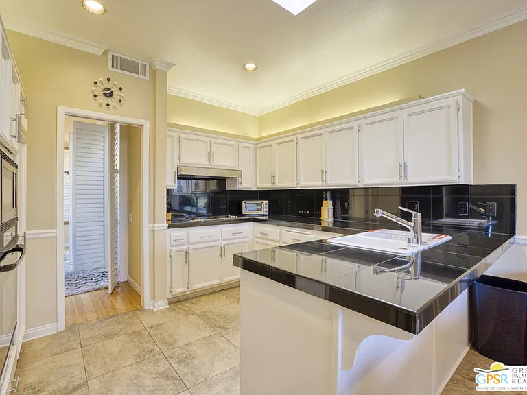 164 Lake Shore Dr — Photo 20