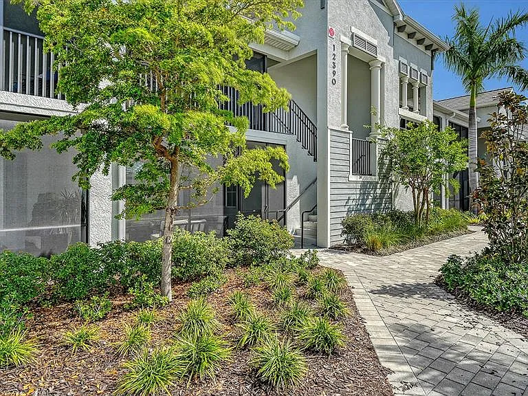 12390 Wellen Golf St #107 — Photo 4