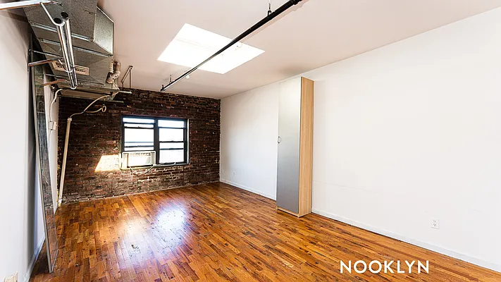 Rented by Nooklyn NYC LLC | media 3