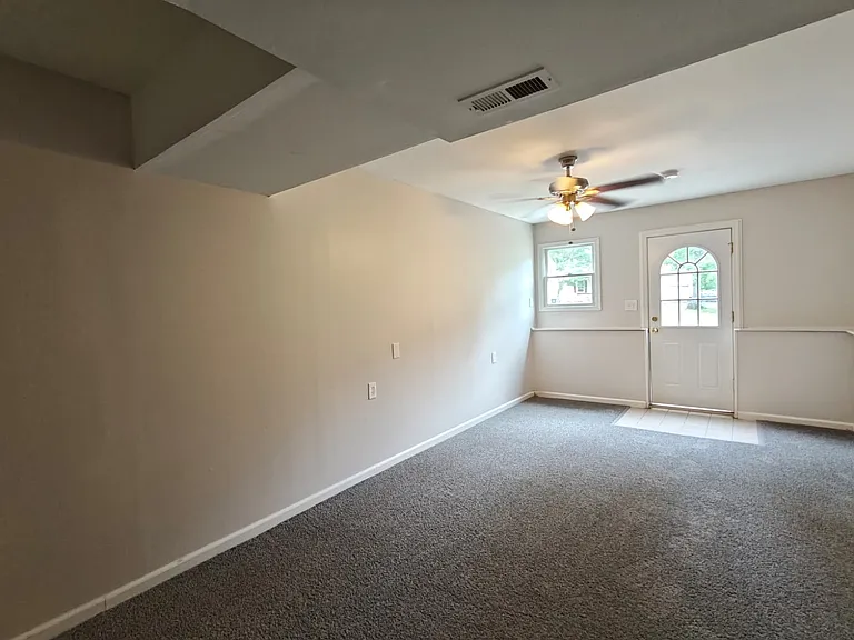 252 Terry Ln — Photo 21