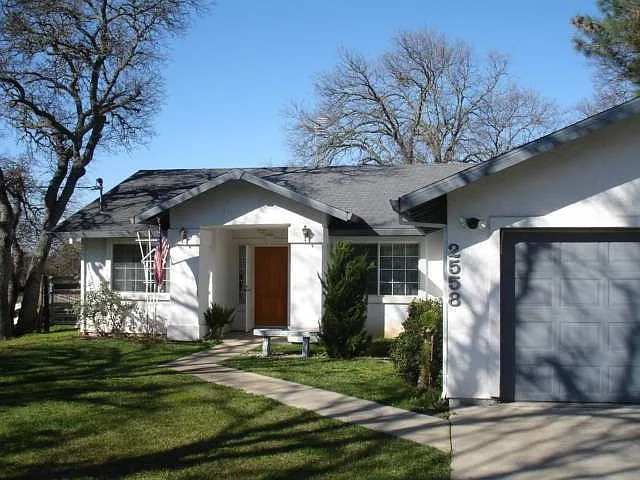 2558 Mittelman Ct photo 1