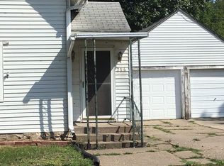 714 N Avenue B, Washington, IA 52353