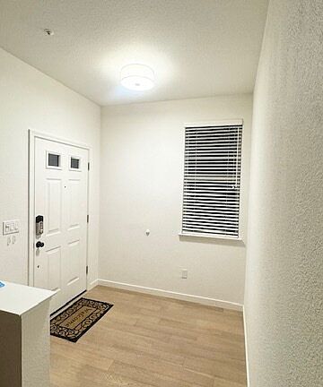 4th image of 313 Village Cir