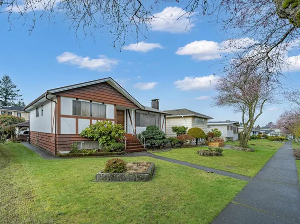 7281 Elmhurst Dr, Vancouver, BC V5S 2X5