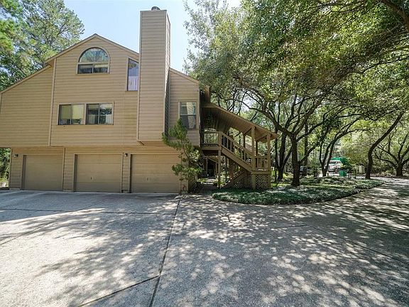 Side Garage Entrance (one car)