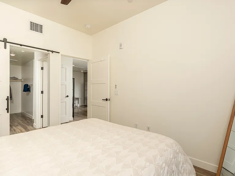 475 N 9th St #314 — Photo 8
