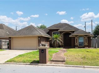 1011 Regal Dr, Pharr, TX 78577