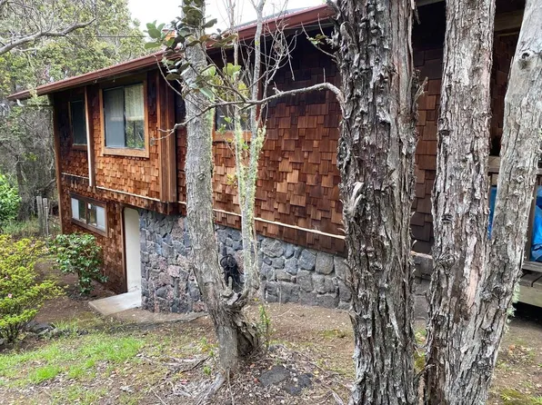 99-1878 Pukeawe Cir, Volcano, HI 96785