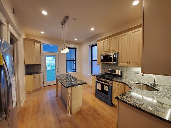 2nd image of 1351 N California Ave #3