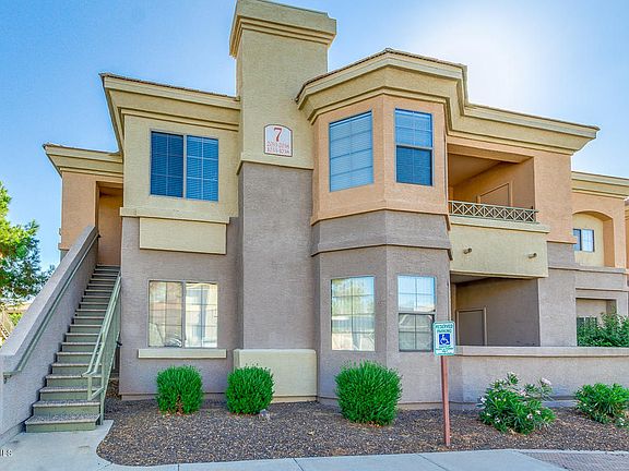 2nd image of 1941 S Pierpont Dr APT 2038