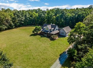 68905 W Eight Mile Rd, South Lyon, MI 48178