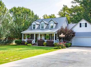 242 Parkway Dr, Boaz, AL 35956