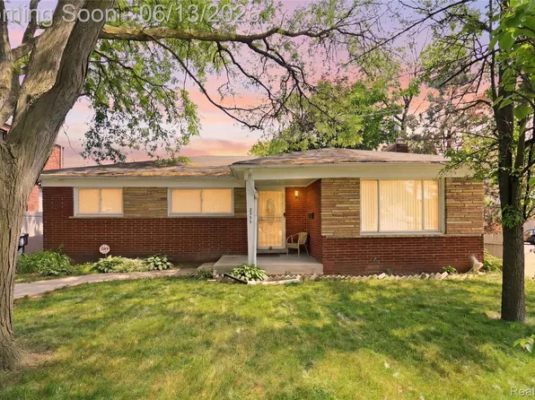 2555 W Boston Blvd, Detroit, MI 48206