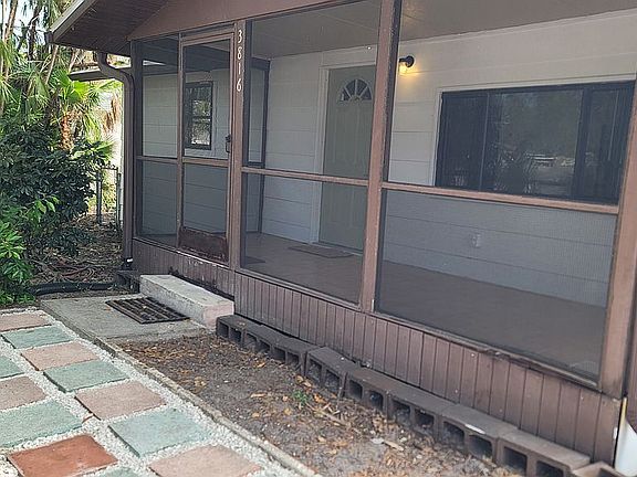 2nd image of 3816 Chestnut Ave