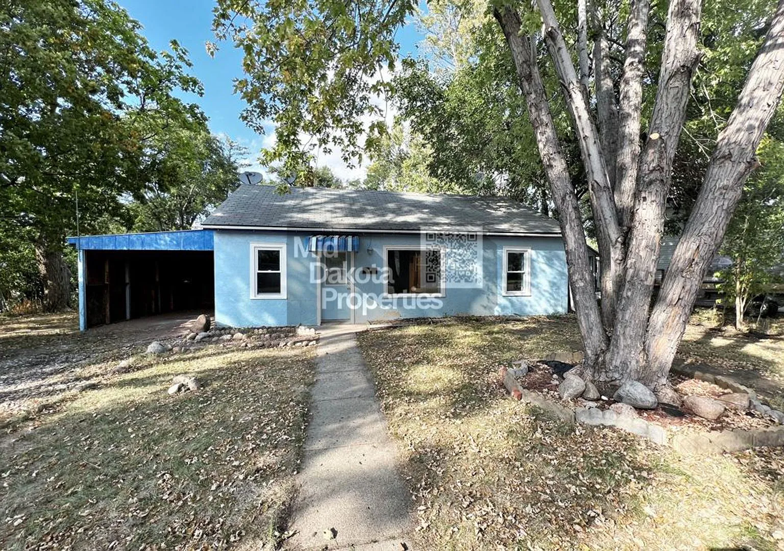216 E 11th- 2 bedroom house — Photo 1