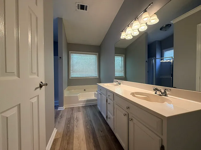 222 Clarion Rd — Photo 16