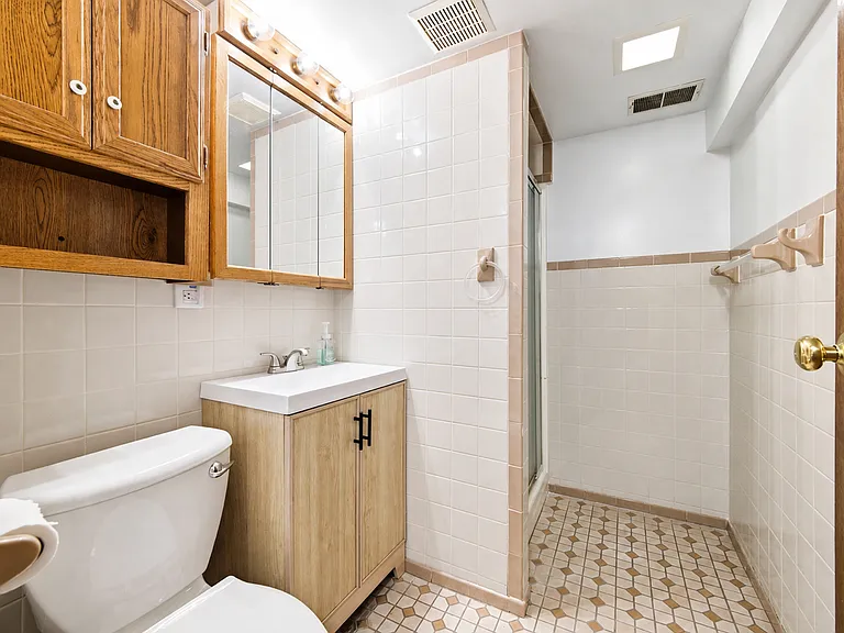 5145 S Melvina Ave — Photo 11