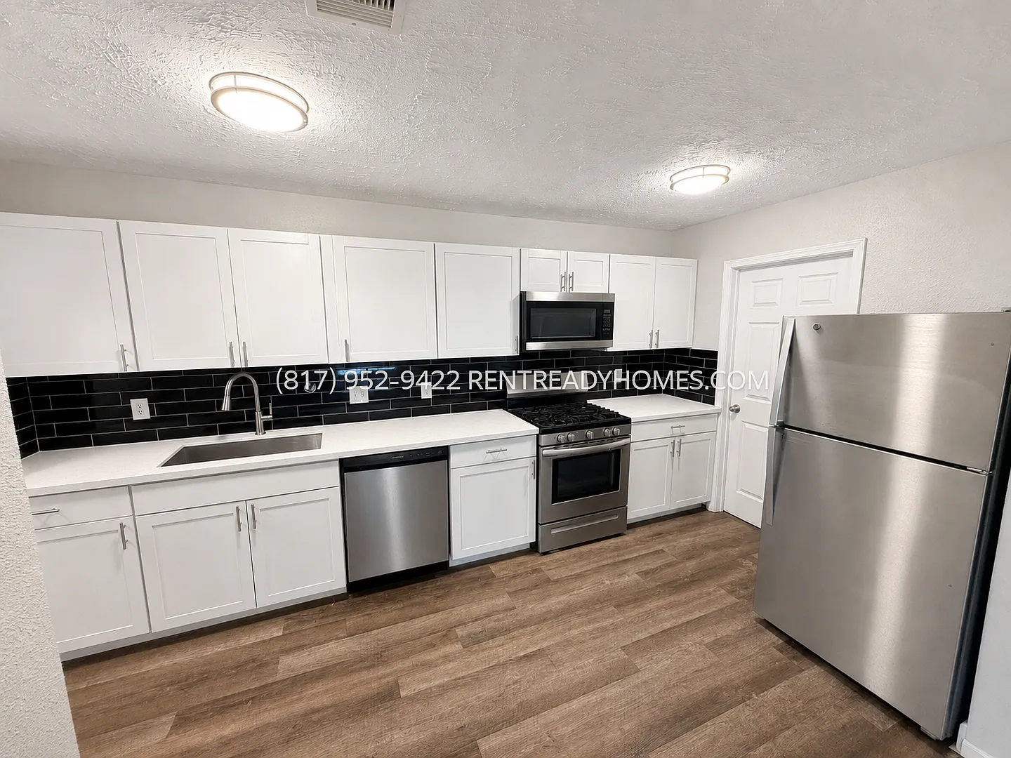 1621 Locust St — Photo 4