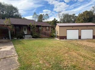 28 Campbell Cemetery Rd, Argillite, KY 41121