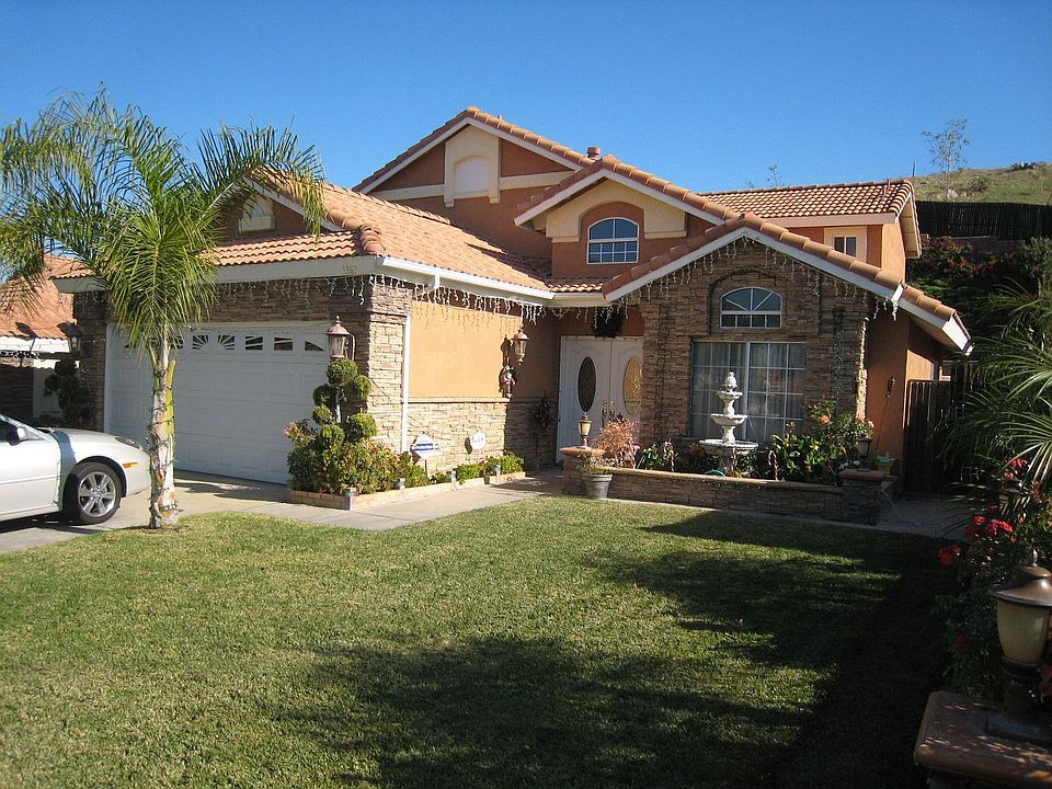 COMPLIMENTS OF PARK PLACE REAL ESTATE