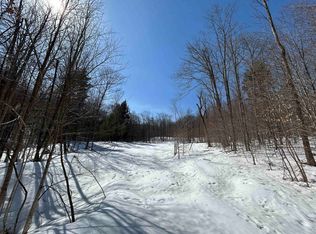 4 Margeaux Ln, South Londonderry, VT 05155