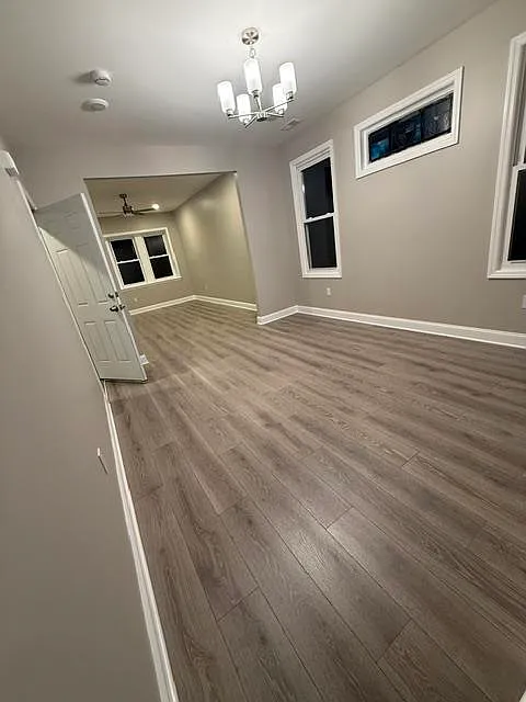 3 bed, 1.0 bath, 1500 sqft, $3,800 — Photo 3