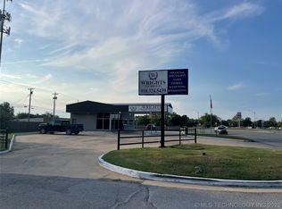 1901 S Main St, Sapulpa, OK 74066