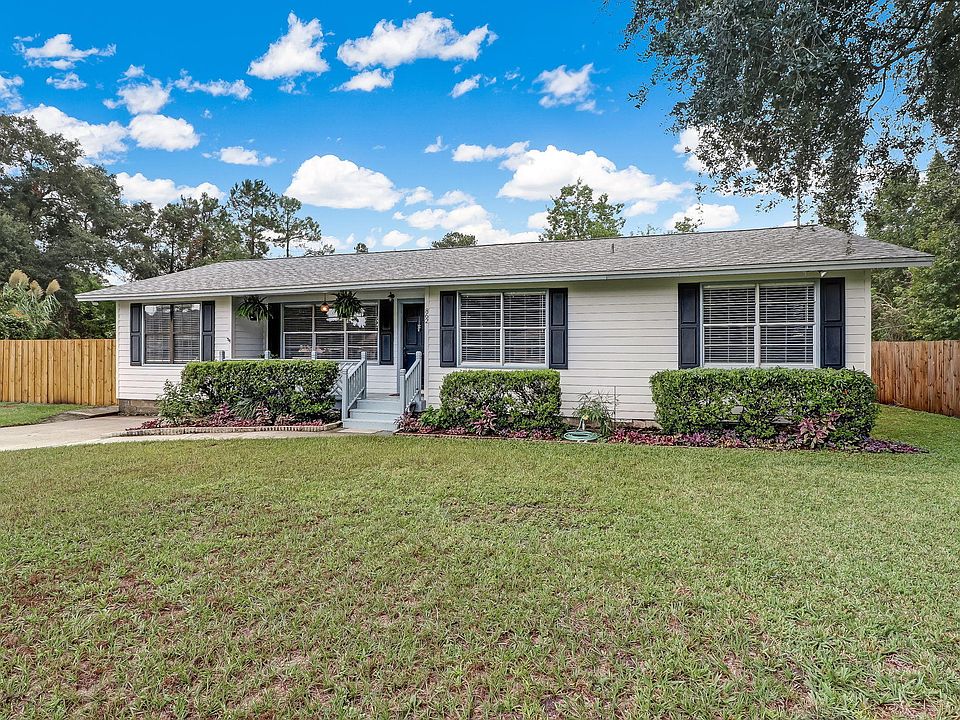 1st image of 862 Robin Hood Dr