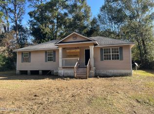 1237 Roys Rd, Gautier, MS 39553