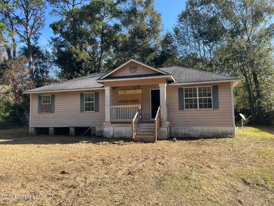 1237 Roys Rd, Gautier, MS, 39553