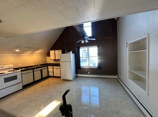 21 Oak St #4, Guilford, ME 04443