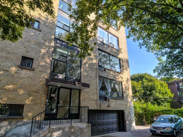 Eastwood Apartments