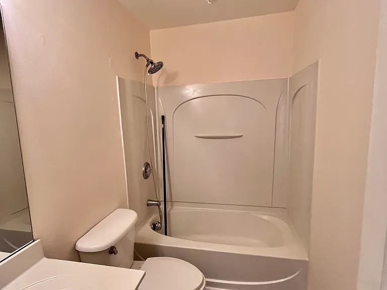 905 Redwood Dr — Photo 5
